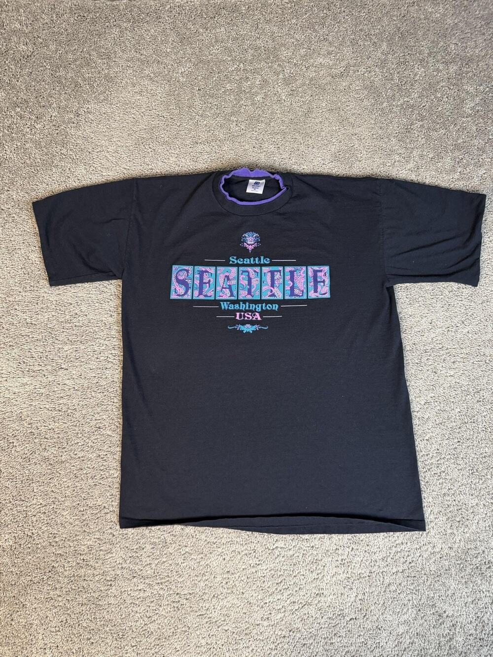 Vintage Seattle Washington Shirt Mens XL Black Layered Graphic Crew Neck Cotton